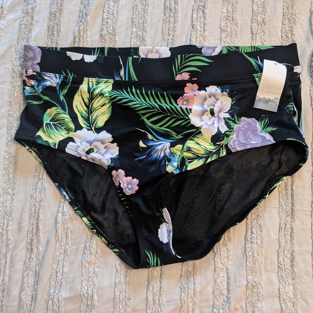 NWT swim bottom size 18